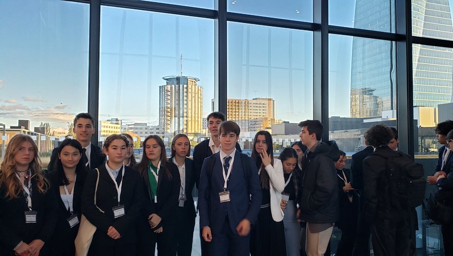 When Bigourdan high school students work as elected representatives of the United Nations